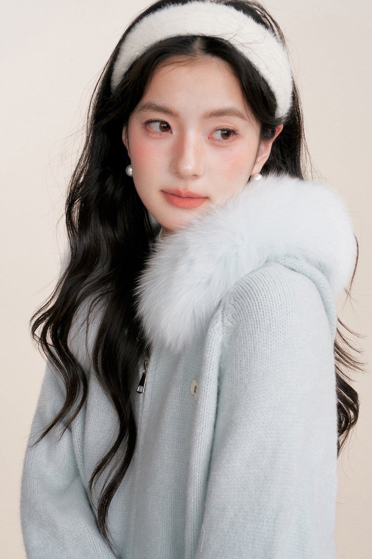 Fur Trimmed Hooded Double-Zip Knit Cardigan