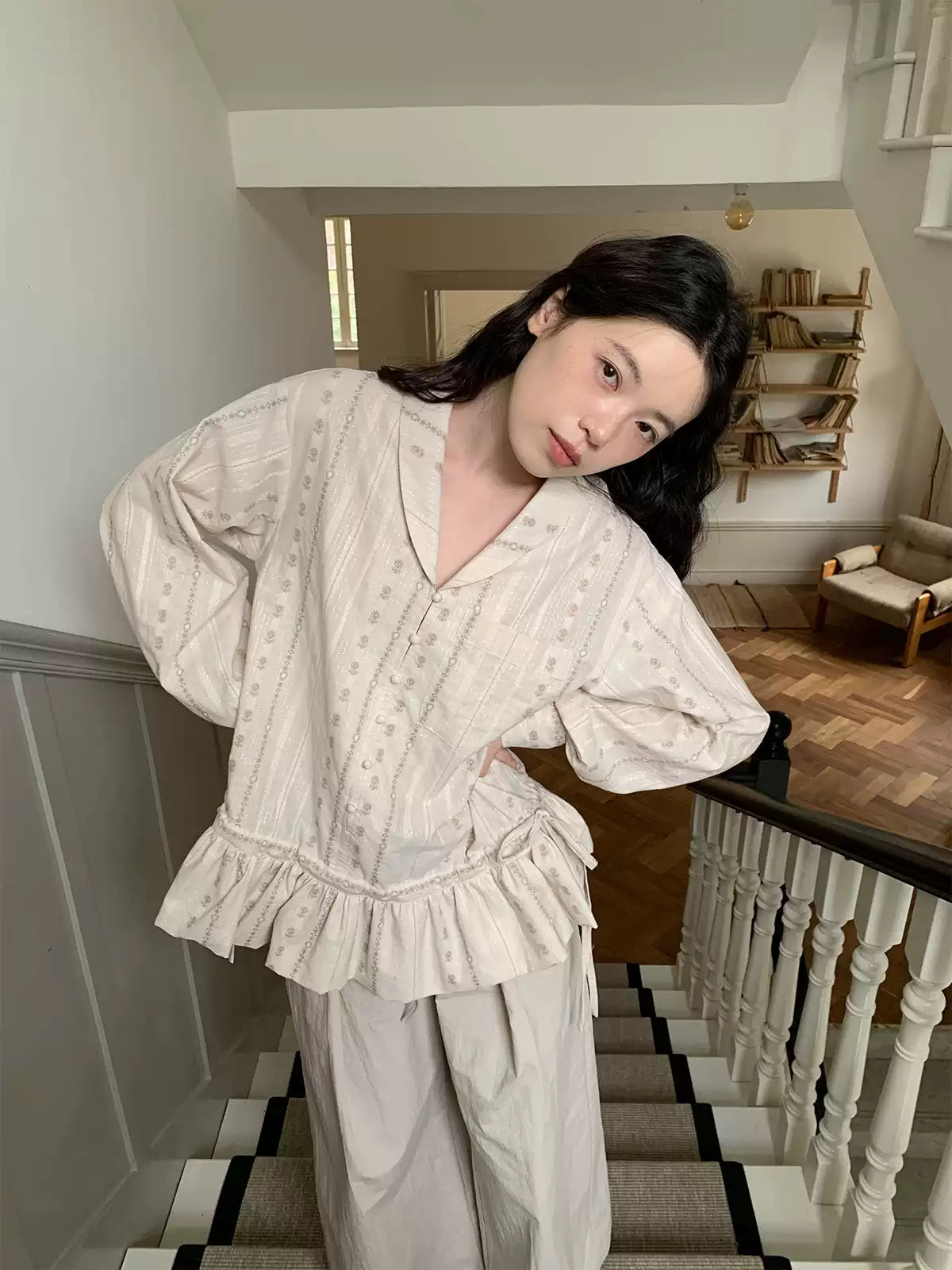 Front Puff Sleeve V-Neck Blouse