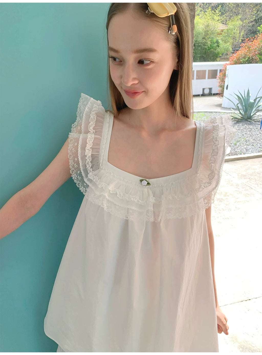 SOOMIE Floral Frill Sleeve Top