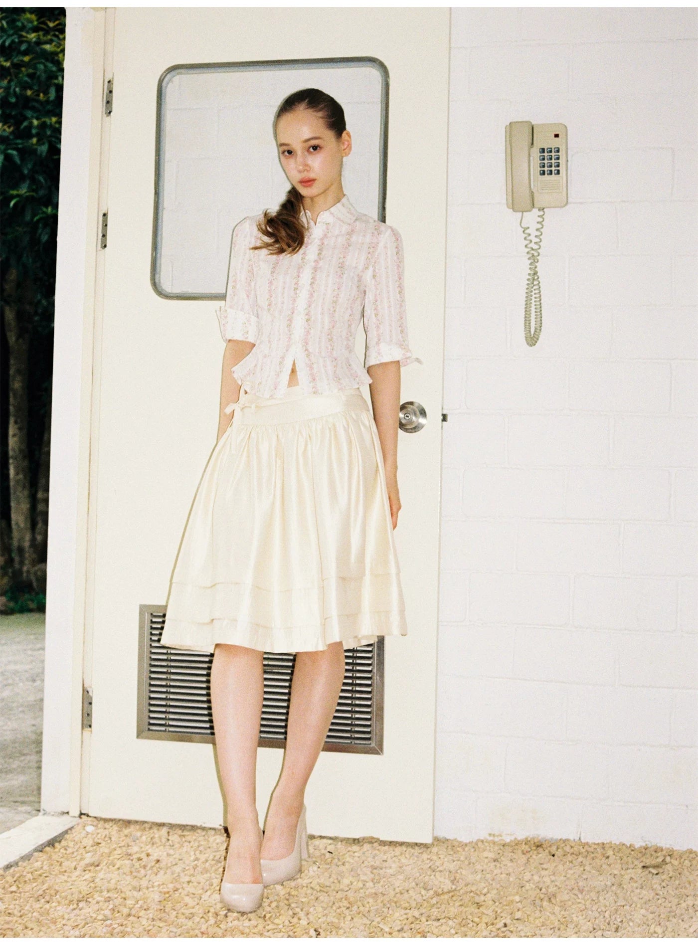 SOOMIE Ribbon Zip Midi Skirt