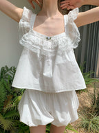 SOOMIE Floral Lace Crop Top