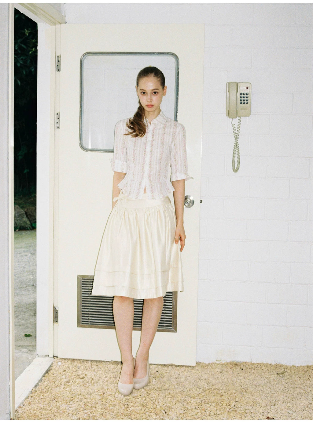 SOOMIE Ribbon Zip Midi Skirt