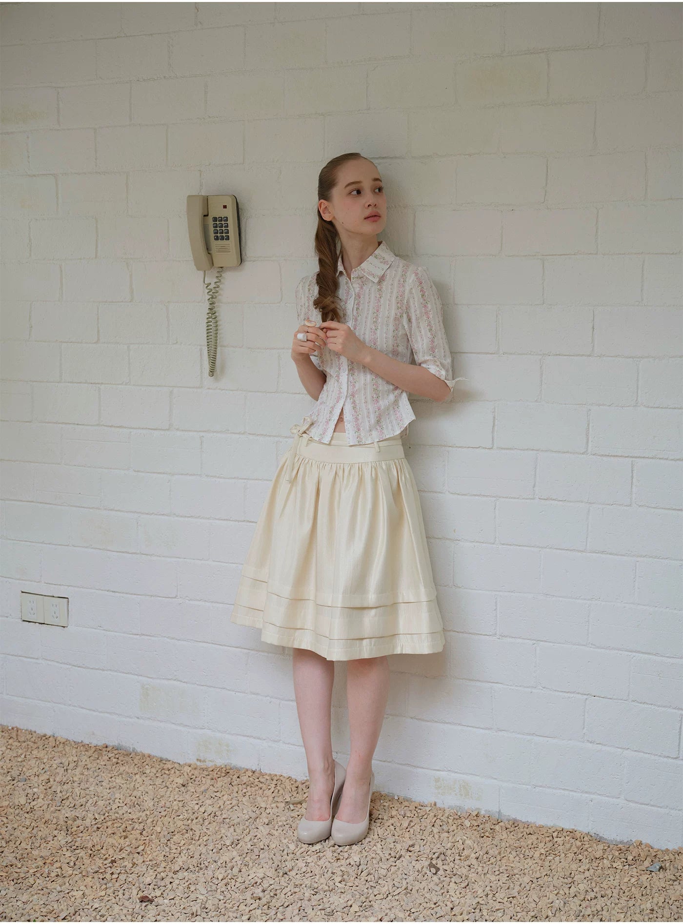 SOOMIE Ribbon Zip Midi Skirt