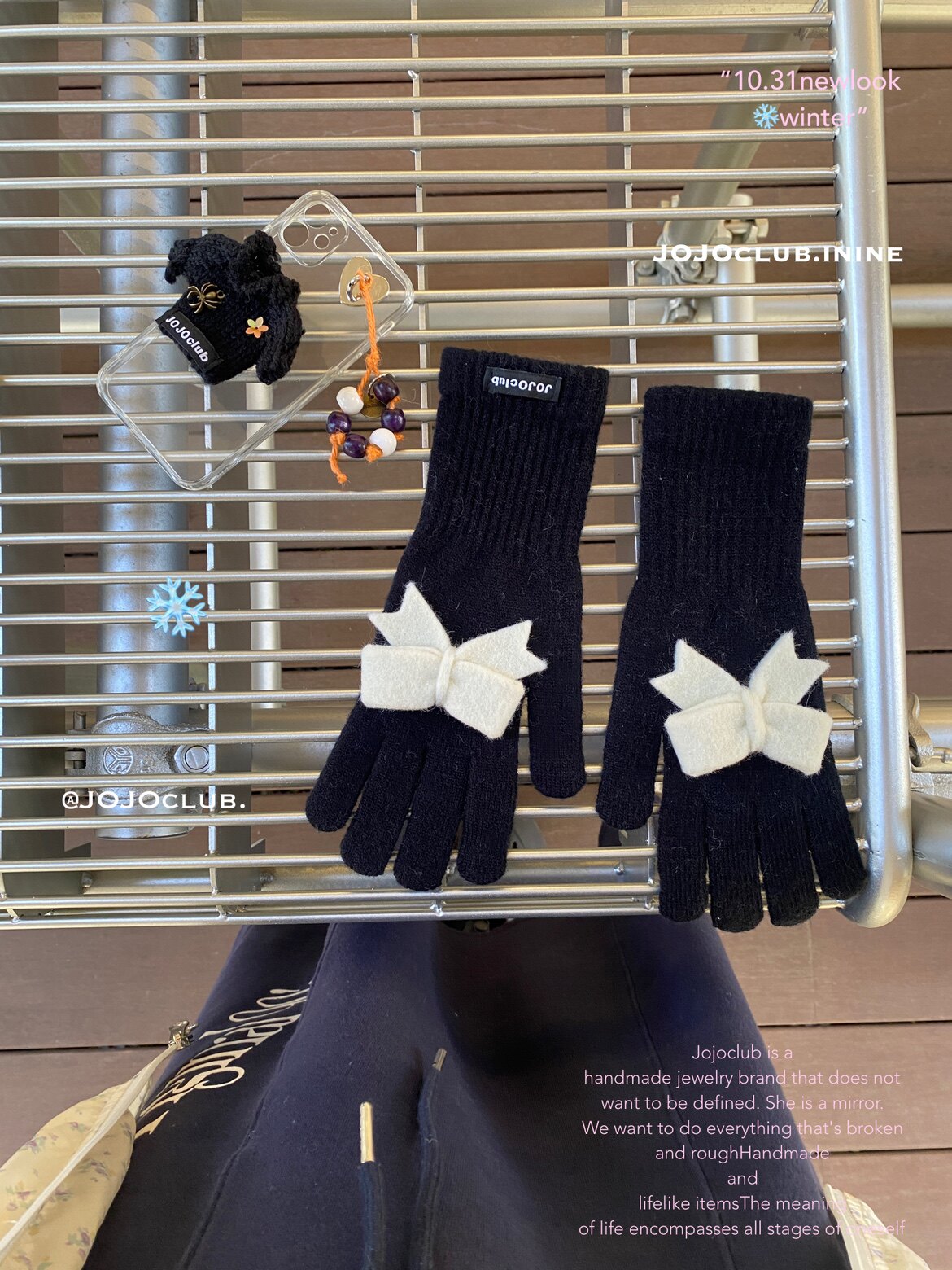 JOJOclub Plush Bow Black Gloves + Earmuffs Set